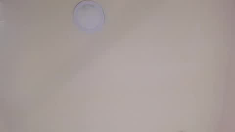 Snapshot of sarasaenz__ chatting on 03.11.25 online show from 03.11.25