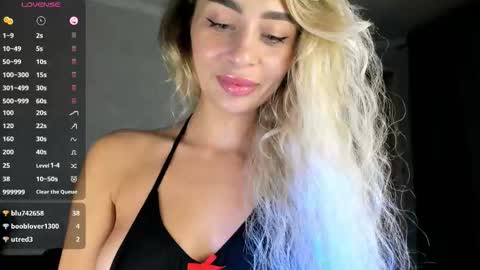 Sara online show from 10.21.25