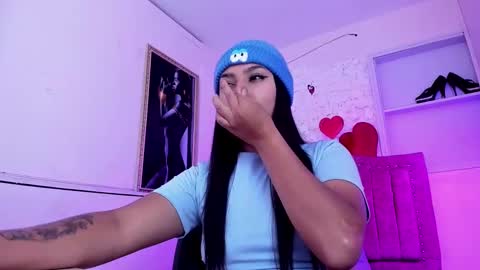 Snapshot of sarastonesx chatting on 09.26.25 sarastonesx online show from 09.26.25