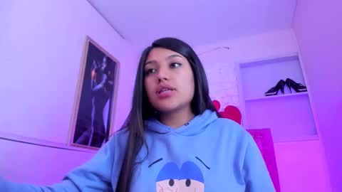 Snapshot of sarastonesx chatting on 10.09.25 sarastonesx online show from 10.09.25