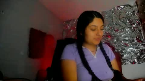 Snapshot of sarastonesx chatting on 03.25.26 sarastonesx online show from 03.25.26