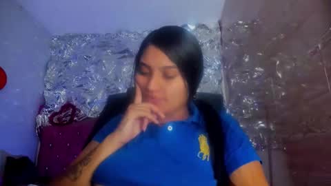 Snapshot of sarastonesx chatting on 03.31.26 sarastonesx online show from 03.31.26