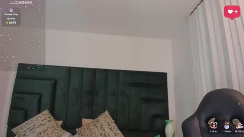      online show from 10.22.25