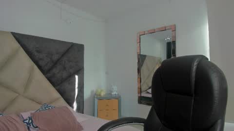      online show from 07.02.26