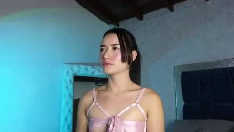 Snapshot of sarawilliamss_ chatting on 12.05.24 Sara W online show from 12.05.24