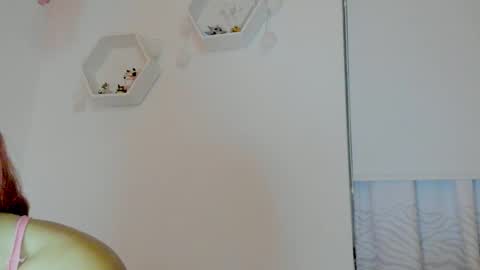 Saray  online show from 11.14.25