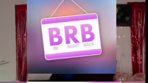 saray__jones online show from 02.14.25