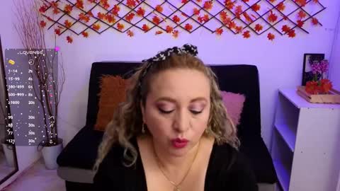 Saray  online show from 09.28.25