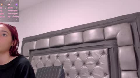 Baby Saren online show from 10.18.25