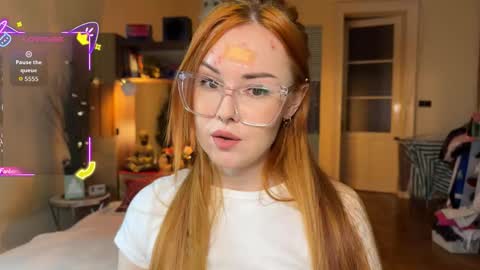 Veronika online show from 10.20.25