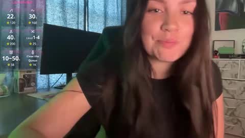 sariaaahh online show from 11.21.25