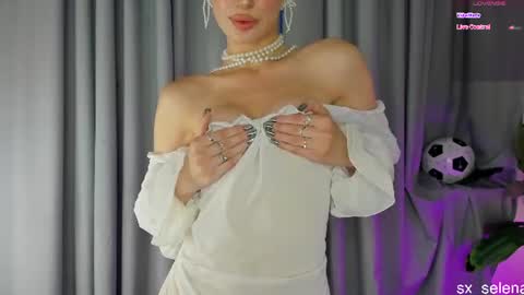 Your Selena 3 online show from 07.05.26