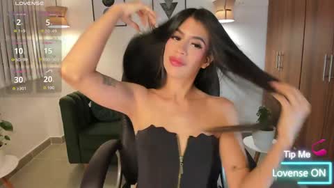  Saritaaa  online show from 04.22.26