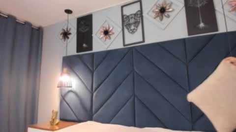 Sara  online show from 11.19.25