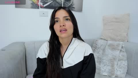 Snapshot of saritadolly_ chatting on 03.01.25 Sara Cute online show from 03.01.25