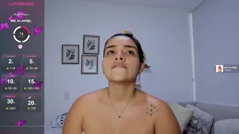 Snapshot of saritadolly_ chatting on 01.12.26 Sara Cute online show from 01.12.26