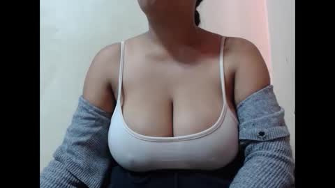 saronette online show from 10.16.25