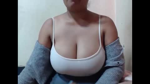 saronette online show from 11.18.25