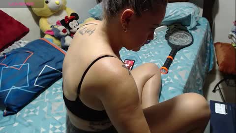 Snapshot of sarybate chatting on 11.23.25 Sary.. online show from 11.23.25