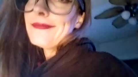 Snapshot of sasha_bass_bunny chatting on 11.19.25 Sasha Bass Bunny online show from 11.19.25