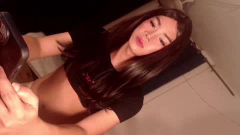 Snapshot of sasha_blade chatting on 02.27.26 Sasha online show from 02.27.26