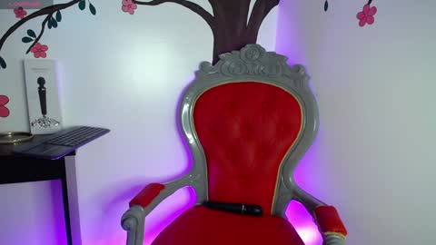 Sasha Brattz online show from 12.15.24