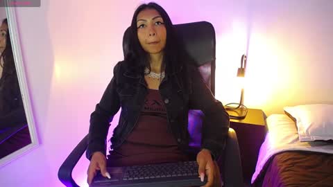 Sasha Brattz online show from 01.13.25