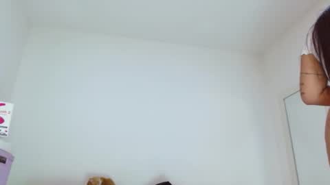 Sasha Creamy online show from 10.21.25