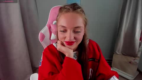 Sasha online show from 12.21.25