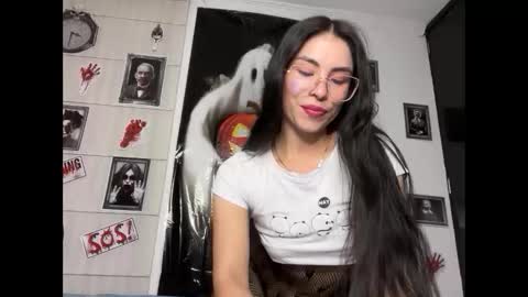 Snapshot of sasha_jonne chatting on 10.16.25 sasha_jonne online show from 10.16.25