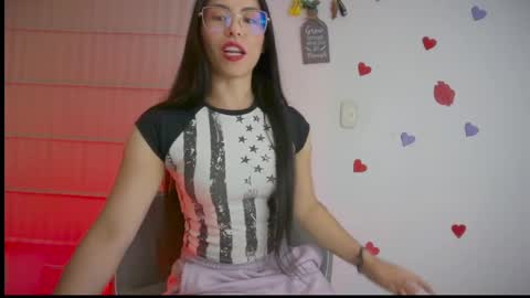 Snapshot of sasha_jonne chatting on 05.11.26 sasha_jonne online show from 05.11.26