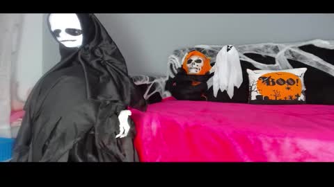 sasha start online show from 10.18.25