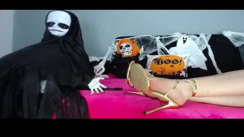 sasha start online show from 10.19.25