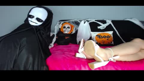 sasha start online show from 10.24.25