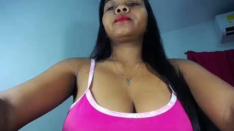 Snapshot of sashabreck1 chatting on 06.22.26 sashabreck1 online show from 06.22.26