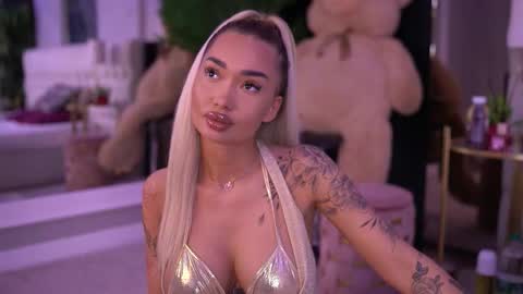 Dennise online show from 09.11.25