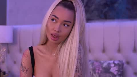 Dennise online show from 09.12.25