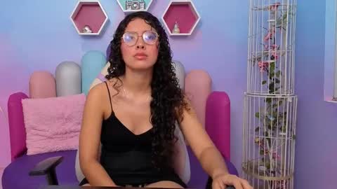 SashaMonroee  online show from 10.28.25