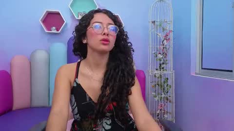 SashaMonroee  online show from 11.22.25