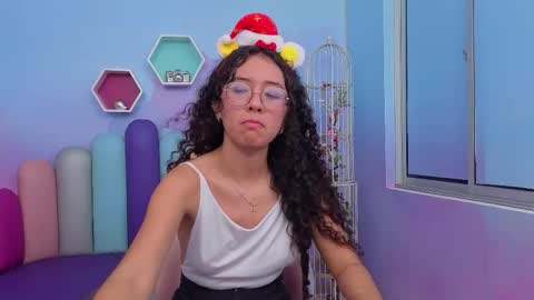 SashaMonroee  online show from 12.16.25