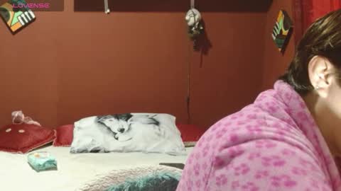 Snapshot of sasharosee_ chatting on 11.18.25 S A S H A R O S E online show from 11.18.25