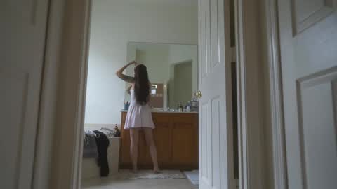 Snapshot of sashawest_official chatting on 04.02.26 sashawest_official online show from 04.02.26