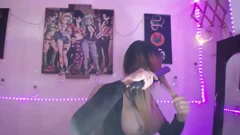 Snapshot of sashayscott chatting on 10.12.25 Onlyfans  nataliaclaus online show from 10.12.25