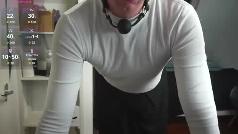 Snapshot of sashkasuka chatting on 04.07.26 sashkasuka online show from 04.07.26