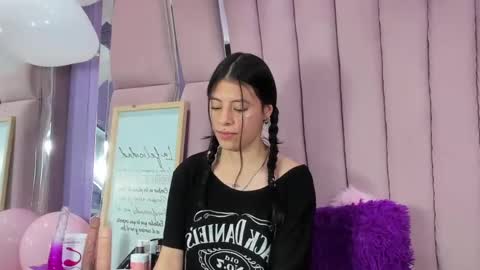 Snapshot of sashsapety chatting on 09.09.25 sashsapety online show from 09.09.25