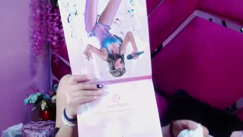 Snapshot of sashsapety chatting on 11.15.25 sashsapety online show from 11.15.25