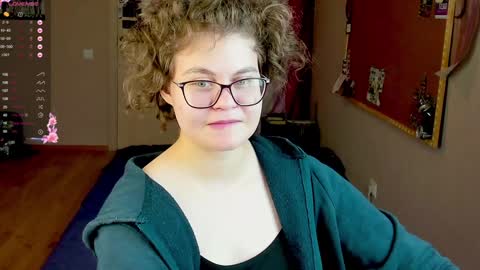 Snapshot of sashy_way chatting on 12.05.24 .Alexandra online show from 12.05.24