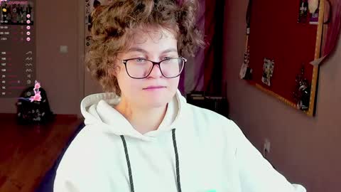 Snapshot of sashy_way chatting on 12.07.24 .Alexandra online show from 12.07.24