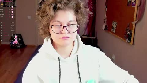 Snapshot of sashy_way chatting on 12.07.24 .Alexandra online show from 12.07.24