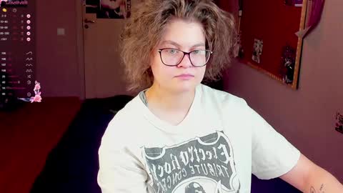 Snapshot of sashy_way chatting on 01.11.25 .Alexandra online show from 01.11.25